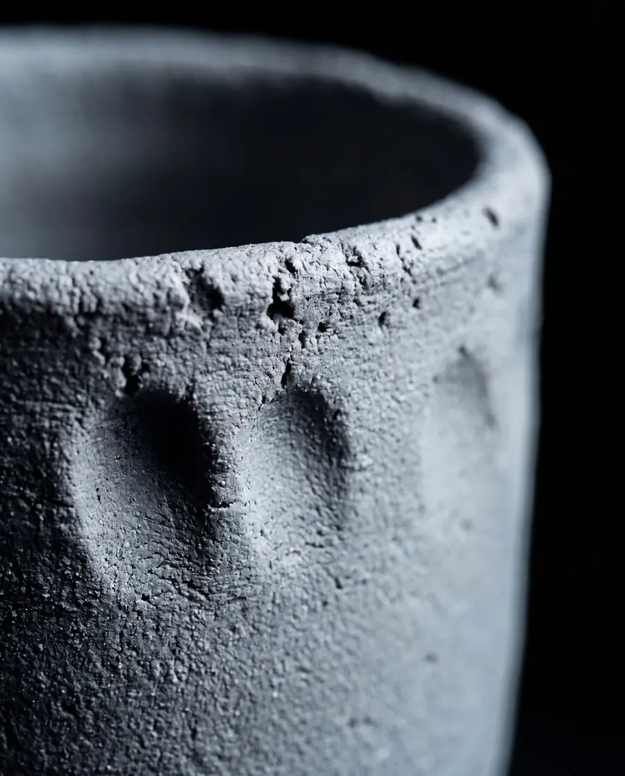 Cup, ours
